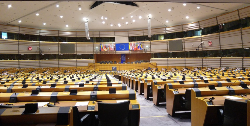 Wikipedia se salva - Parlamento Europeo rechaza reformar ley sobre derechos de autor