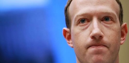 Acciones de Facebook cayeron 19% en la bolsa